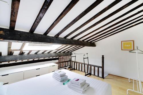 Parisian charm in the heart of the Marais !
