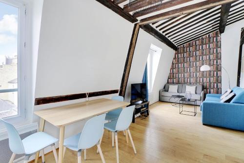 Parisian charm in the heart of the Marais !