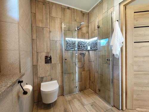 Koupelna v ubytování Domki KarpieLove - Twoje miejsce w sercu Podhala