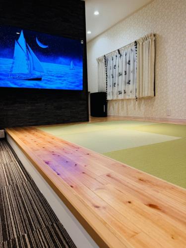 HANA Kyobashi 2nd floor newly renovated 3 minutes to station - direct to Kyoto, Nara, Kansai Airport, Umeda, Osaka