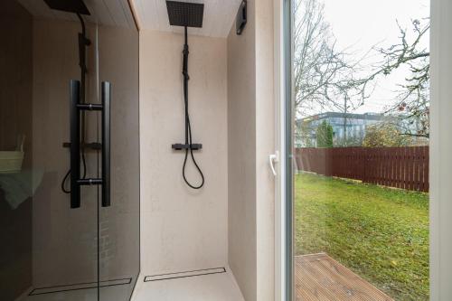 Koupelna v ubytování Private small house with sauna and terrace