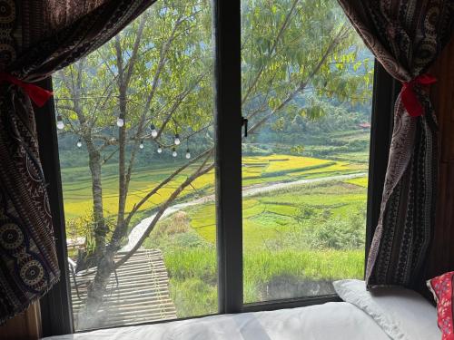 Zahrada ubytování Bản Sù