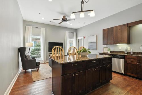 Gallery image of NEW LISTING The Townie Retreat - Walk to Stadium in Athens