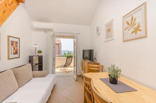 Apartments Armina