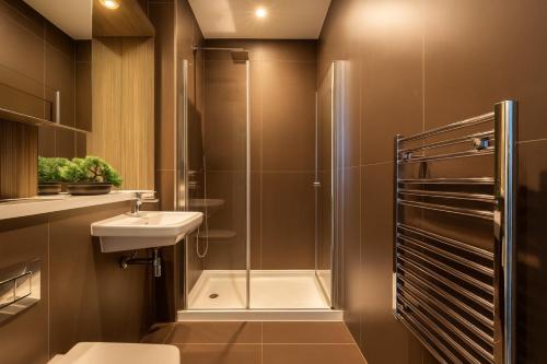 Koupelna v ubytování Modern Flat near Heathrow Airport