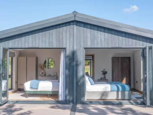 Gallery image of Isca Lodge - With Decking in Nawton