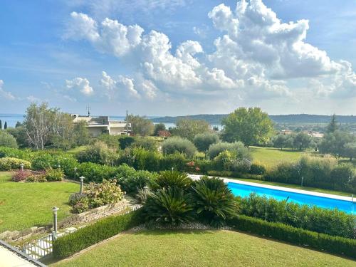 Πισίνα στο ή κοντά στο Sunshine luxury apartment