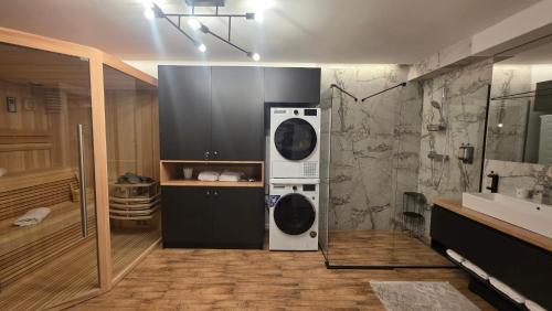 Koupelna v ubytování Above Village