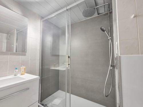 Koupelna v ubytování Studio affaires et détente proche Nantes