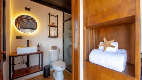 Koupelna v ubytování InHouse Glamping Hotel La Paz