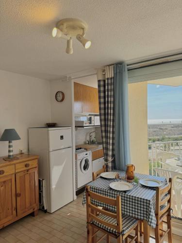 studio 3 personnes accès direct plage - parking privé - 3TVP30