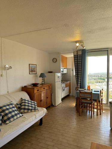 studio 3 personnes accès direct plage - parking privé - 3TVP30