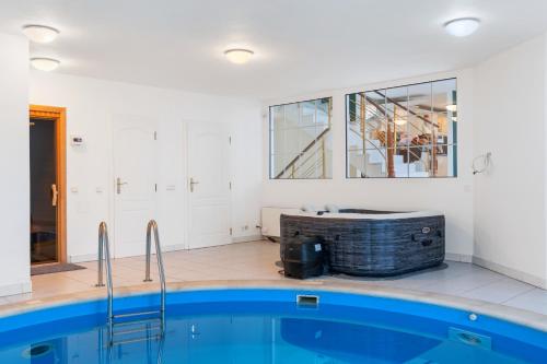 Πισίνα στο ή κοντά στο Black Dragon Haven