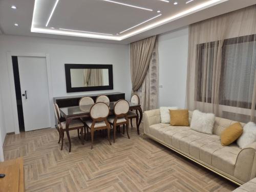 Χώρος καθιστικού στο Skanes monastir