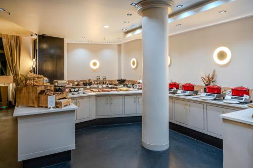 Φαγητό σε αυτό το ξενοδοχείο ή κάπου εκεί κοντά