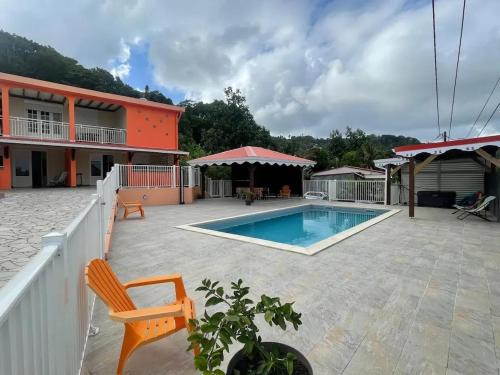 Bazén v ubytování Appartement accueillant à Le François, 25 m², piscine nebo v jeho okolí