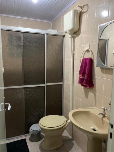 Koupelna v ubytování Quarto privativo Próx Centro e Rodoviária