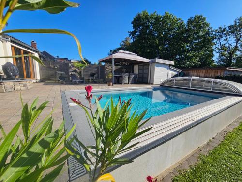 Πισίνα στο ή κοντά στο NEU! Design-Landhaus in Raeren-Natur, Ruhe & Stil