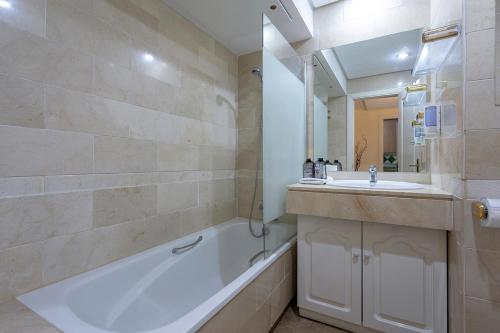 Céntrico apartamento con terraza y plaza garaje