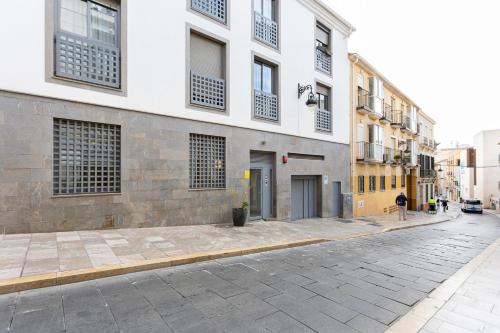 H2M Dos Aceras Loft ground floor, air conditioning, wifi