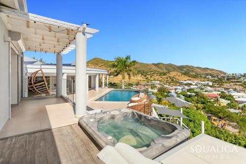 Villa Venus, 4 bdr with view!