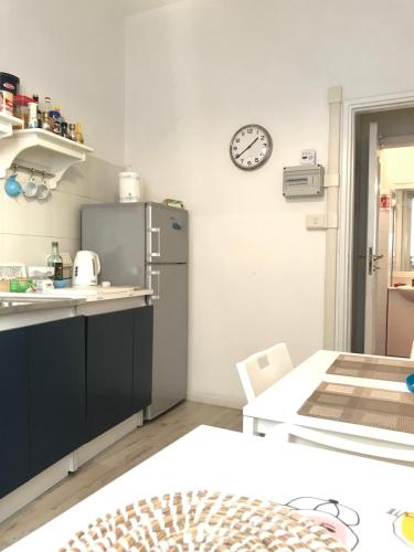 Federica's Ponte Vecchio 1bd - by FlorenceHospitality