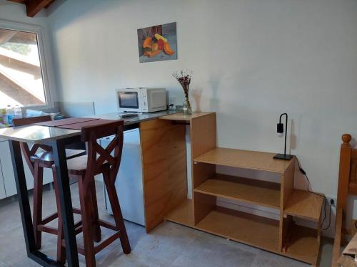 Η κουζίνα ή μικρή κουζίνα στο Tríplex Vla Pax 4 Céntrica