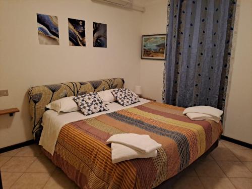 Postel nebo postele na pokoji v ubytování Mahatma Residence lake View