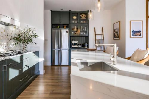 Φωτογραφία από το άλμπουμ του Magnolia - Your Private Luxury Escape Awaits σε Scamander