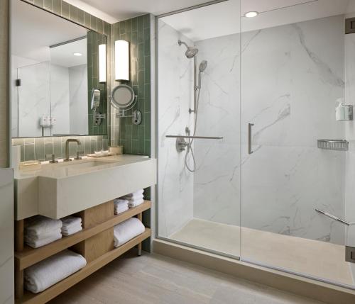 Koupelna v ubytování Loews Miami Beach Hotel