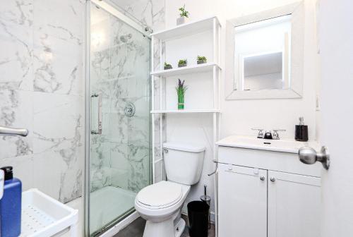 Koupelna v ubytování Condo élégant au centre de Montréal