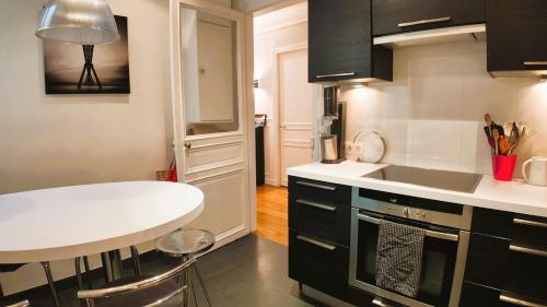 Parisian Elegance in Ranelagh