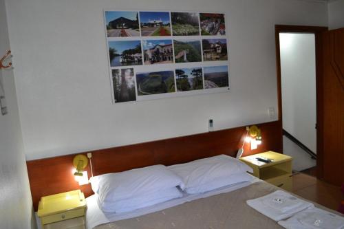 Ένα ή περισσότερα κρεβάτια σε δωμάτιο στο Hospedagem Wehr