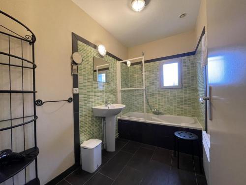 Ένα μπάνιο στο Itsasoa