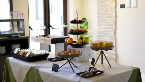 Đồ ăn tại/gần khách sạn