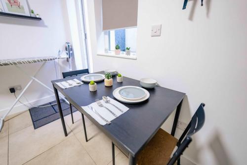 Explore Cardiff - Stylish Studio Apartment Near City Centre photo 7
