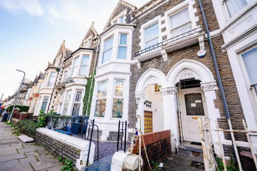 Explore Cardiff - Stylish Studio Apartment Near City Centre photo 15