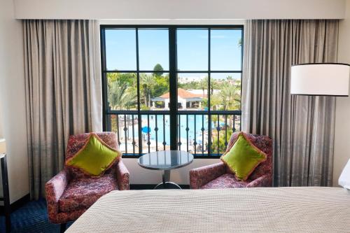 Postel nebo postele na pokoji v ubytování Universal's Hard Rock Hotel®