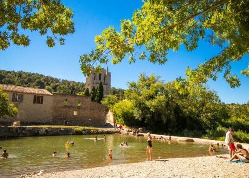 Φωτογραφία από το άλμπουμ του L'étoile des remparts σε Lagrasse