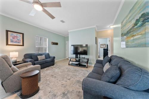 Istumisnurk majutusasutuses Orange Beach Villas - Dockside by Youngs Suncoast