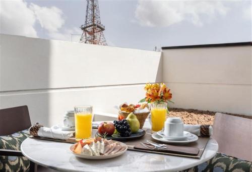 Mad på hotellet eller i nærheden