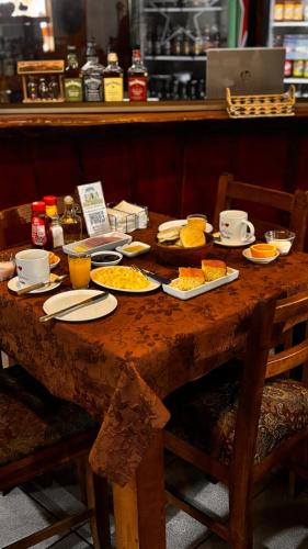 Φαγητό σε αυτός ο ξενώνας ή κάπου εκεί κοντά