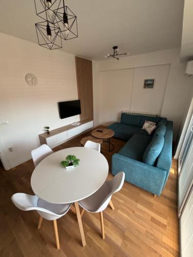 Sunny Apartment MONA