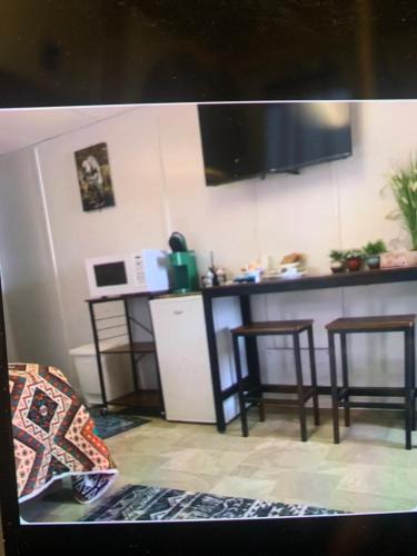 Η κουζίνα ή μικρή κουζίνα στο Geraldton Rooms