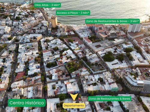 a map of a city with buildings and the ocean at Acogedor Loft en centro histórico - Depa #2 in Isla Cardones