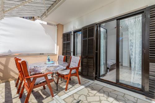 Apartments for families with children Valbandon, Fazana - 7239
