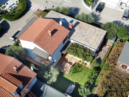 Apartments with a parking space Umag - 22622