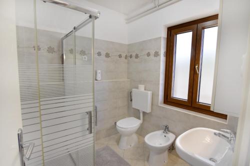 Apartments with parking space Umag - 22622
