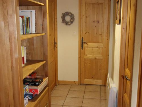 Φωτογραφία από το άλμπουμ του Appartement 2 chambres, pied de piste, parking, 6 personnes - FR-1-836-18 στο Les Carroz d'Araches