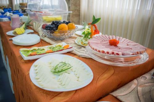 Jídlo v hotelu nebo okolí